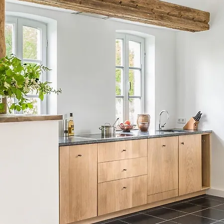 Historic In Secluded Nature Vakantiehuis